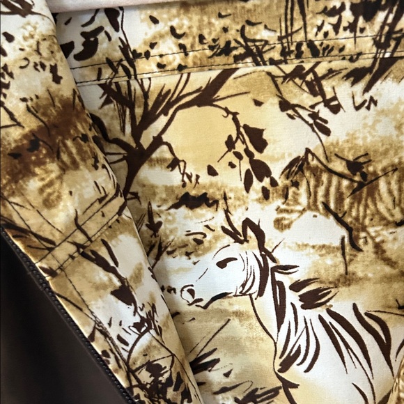 Women's Brown Reversible Utility Vest - Picture 5 of 12